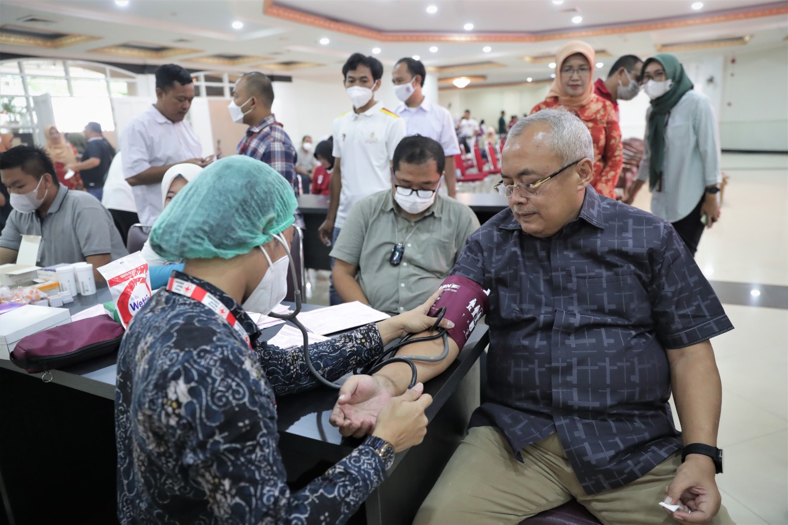 Peringati Hari Perempuan Internasional, DWP Kemenpora Gelar  Donor Darah, Mammografi dan Screening PTM